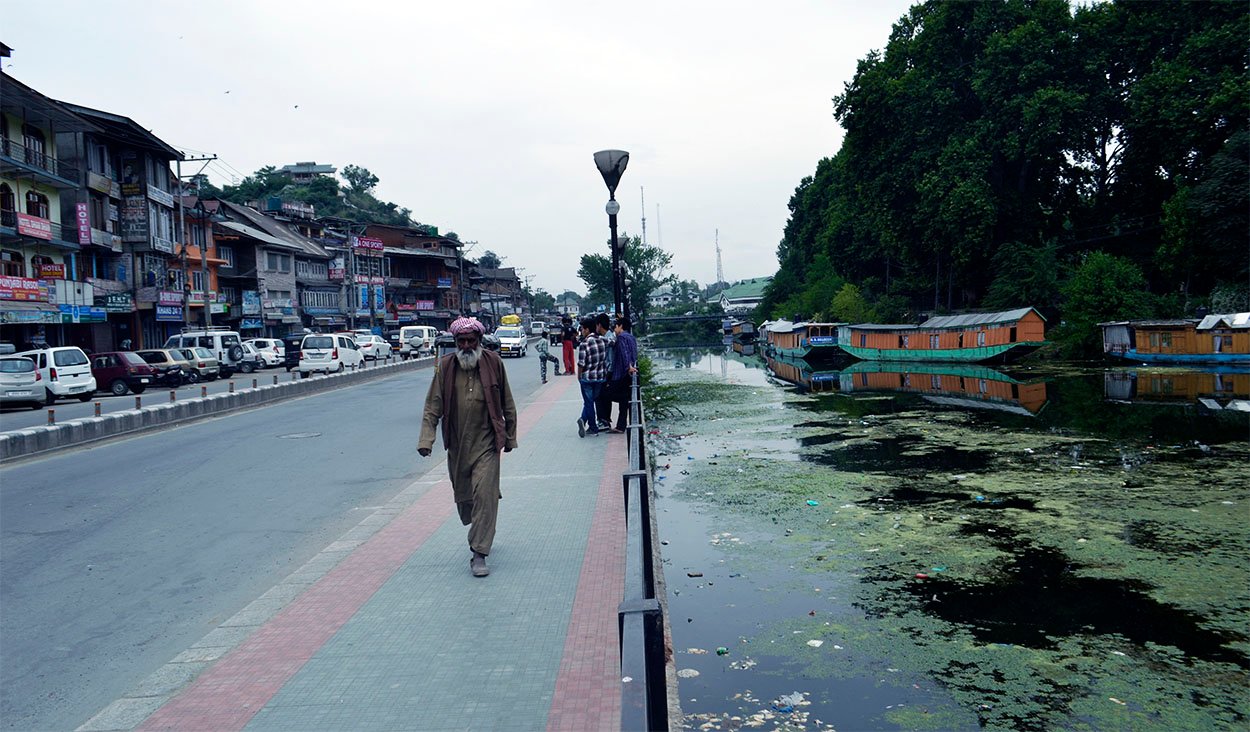 Srinagar Kashmir people