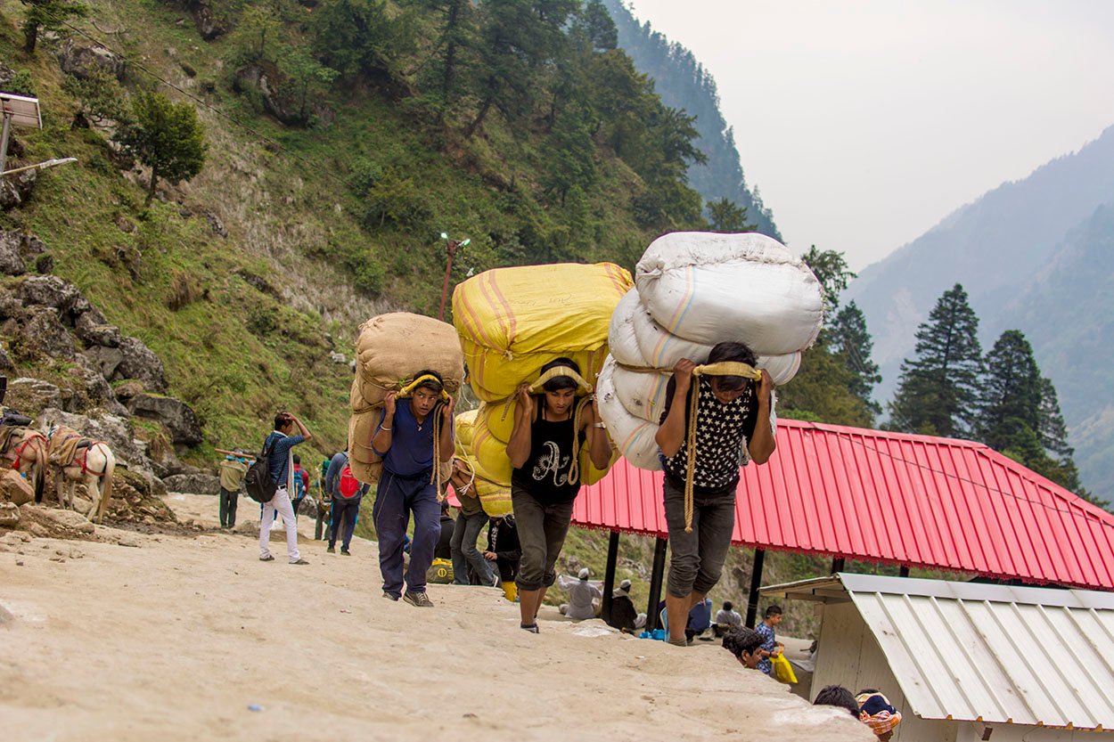 porters himalayas