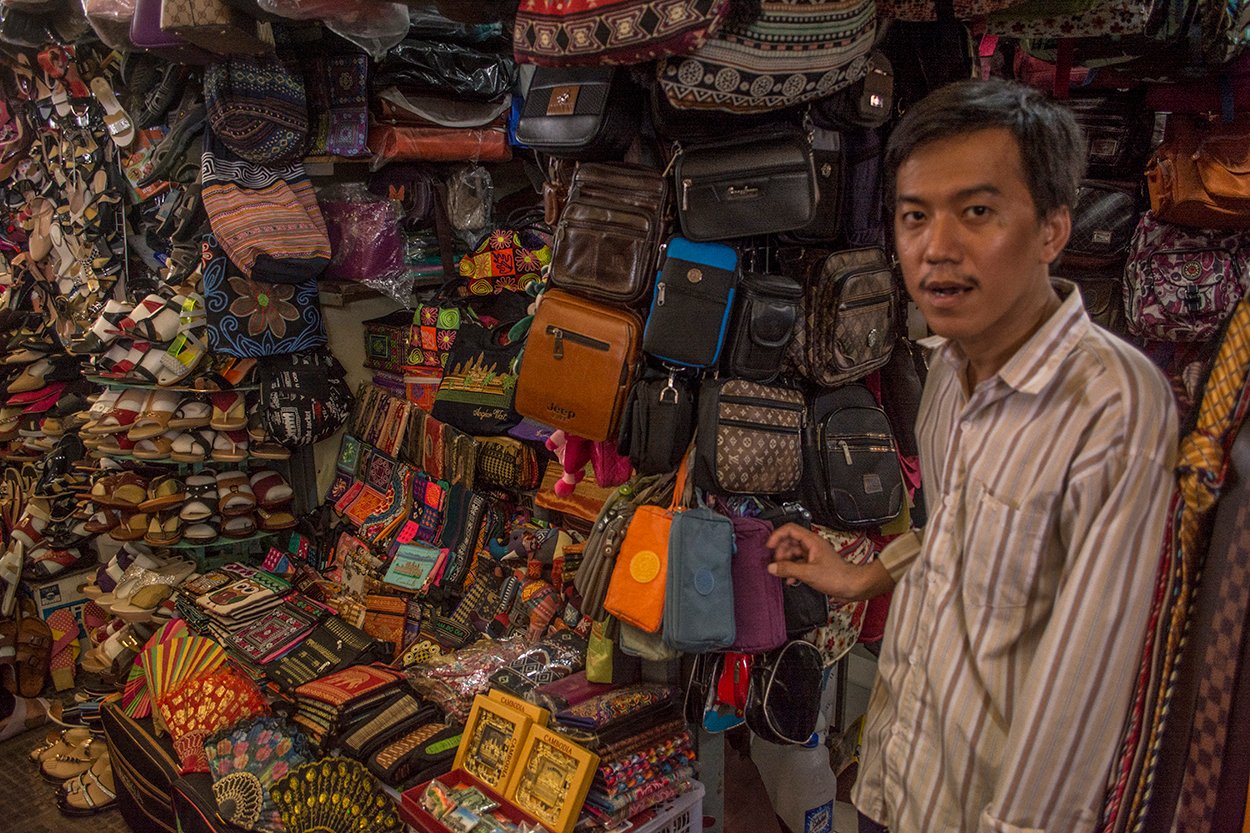 phnom penh russian market