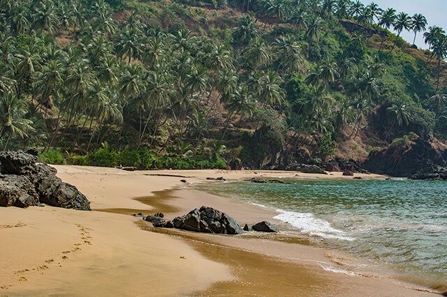 where to stay in goa