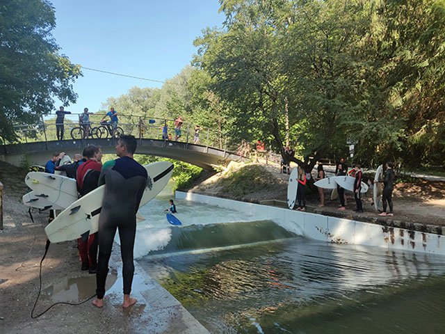 surfers in munich