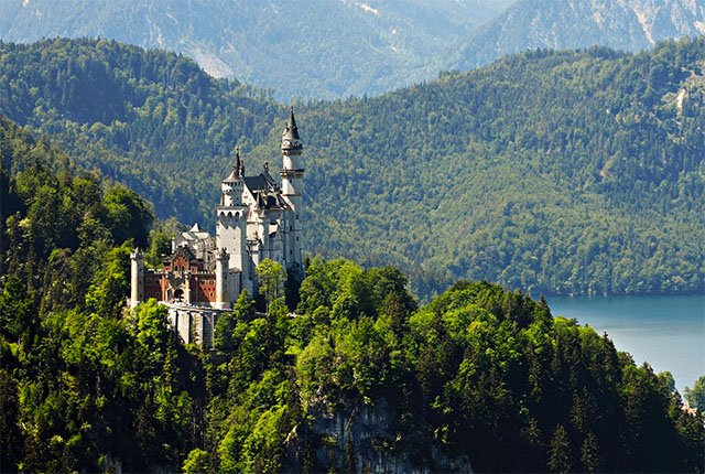 Hohenschwangau castle romantic road