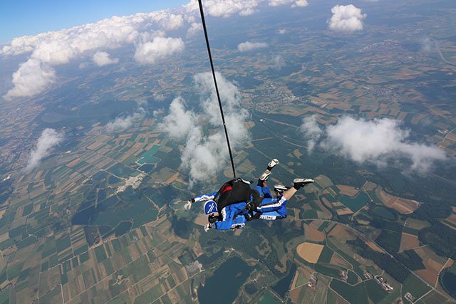 skydiving not scary