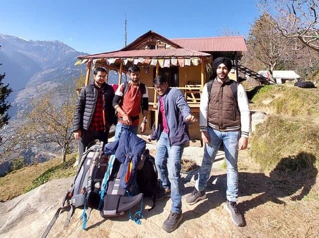 footloose camps manali