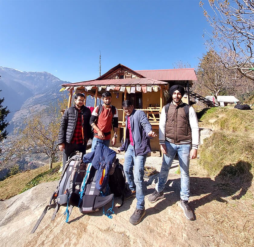 footloose camps manali